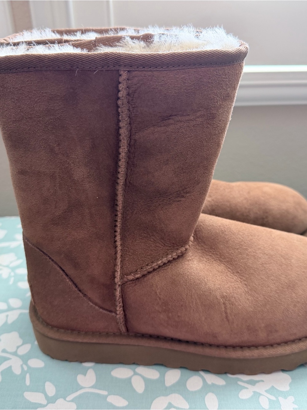 UGG Chestnut Rubber-Soled Shearling Boots - Picture 3 of 7
